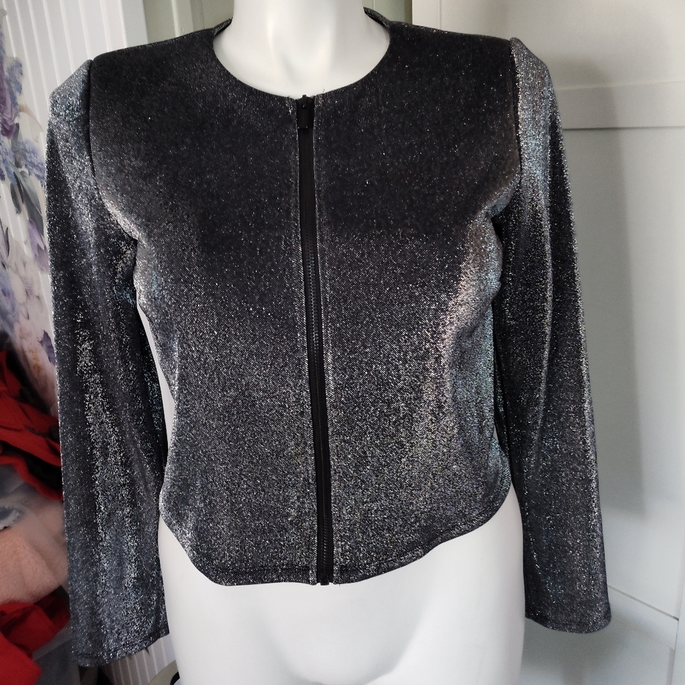Tahari Party Shimmer Gunmetal Black/Silver Zip Front Crop Jacket stunning! Med